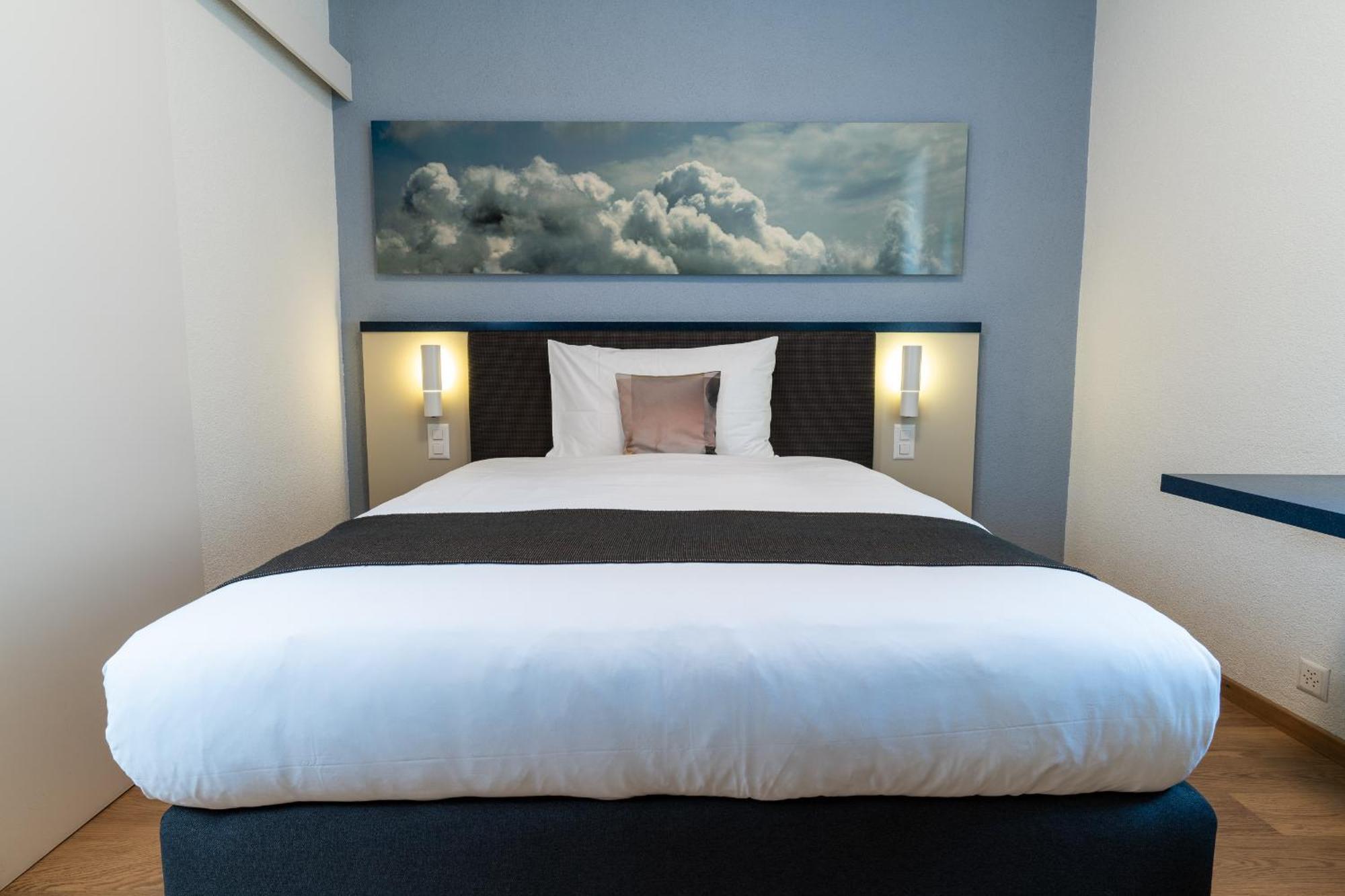 Single Room Double Bed